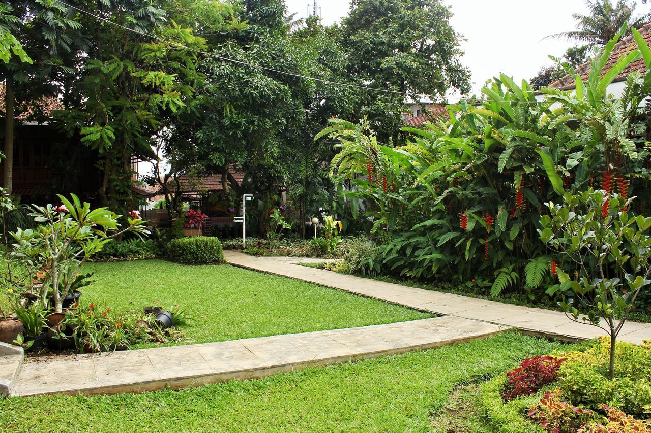 Reddoorz Hostel @ Dago 2 باندونج المظهر الخارجي الصورة