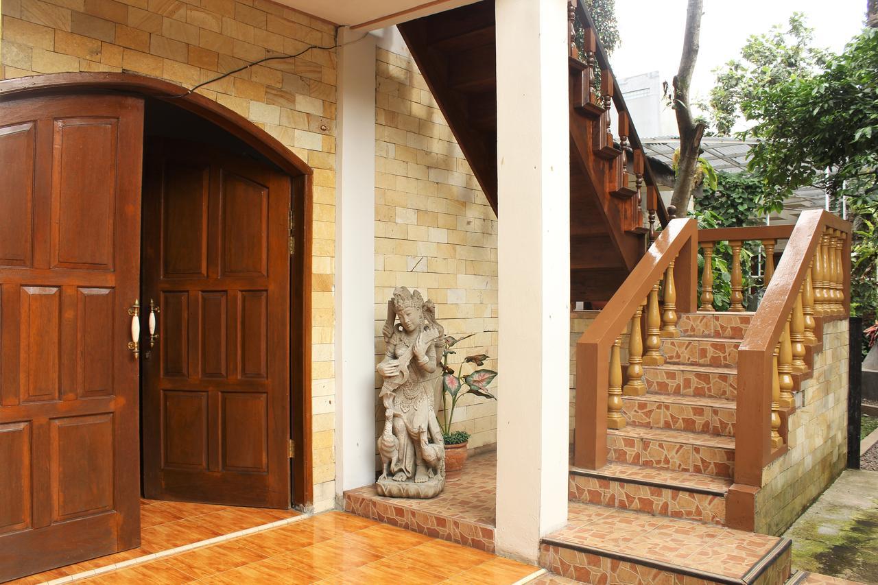 Reddoorz Hostel @ Dago 2 باندونج المظهر الخارجي الصورة