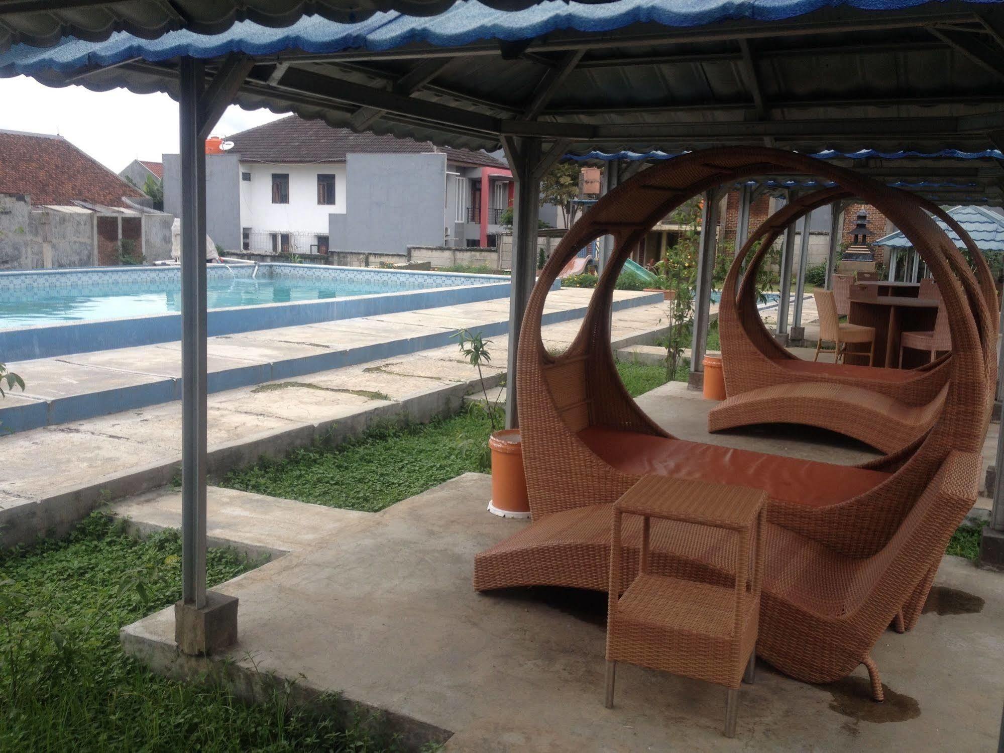 Reddoorz Hostel @ Dago 2 باندونج المظهر الخارجي الصورة