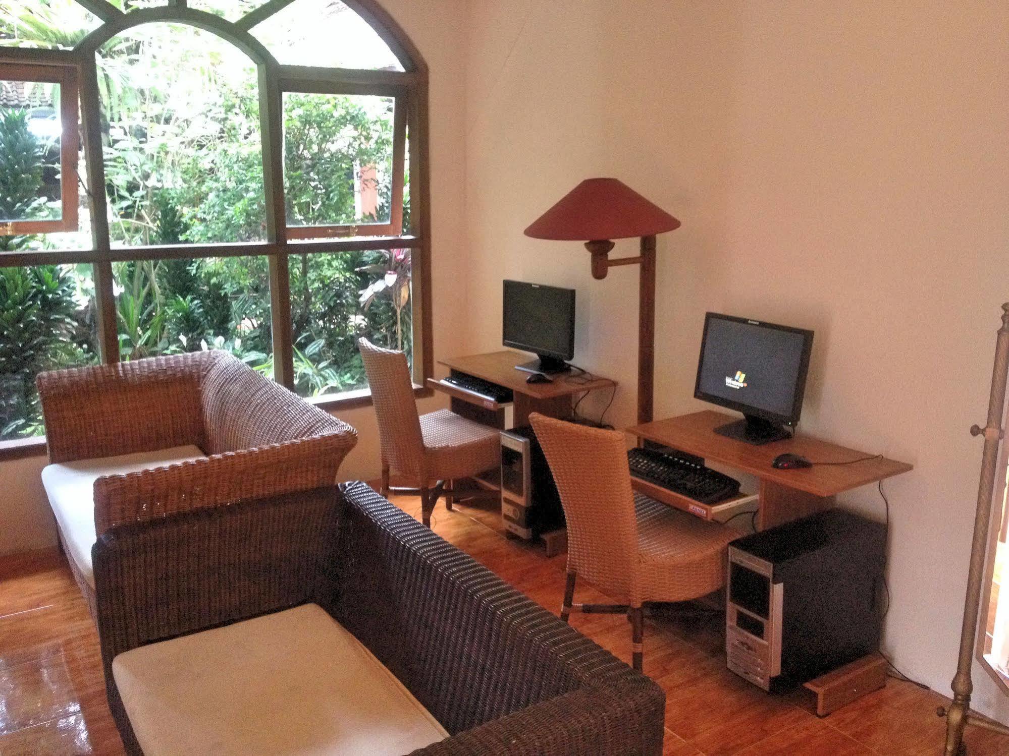 Reddoorz Hostel @ Dago 2 باندونج المظهر الخارجي الصورة